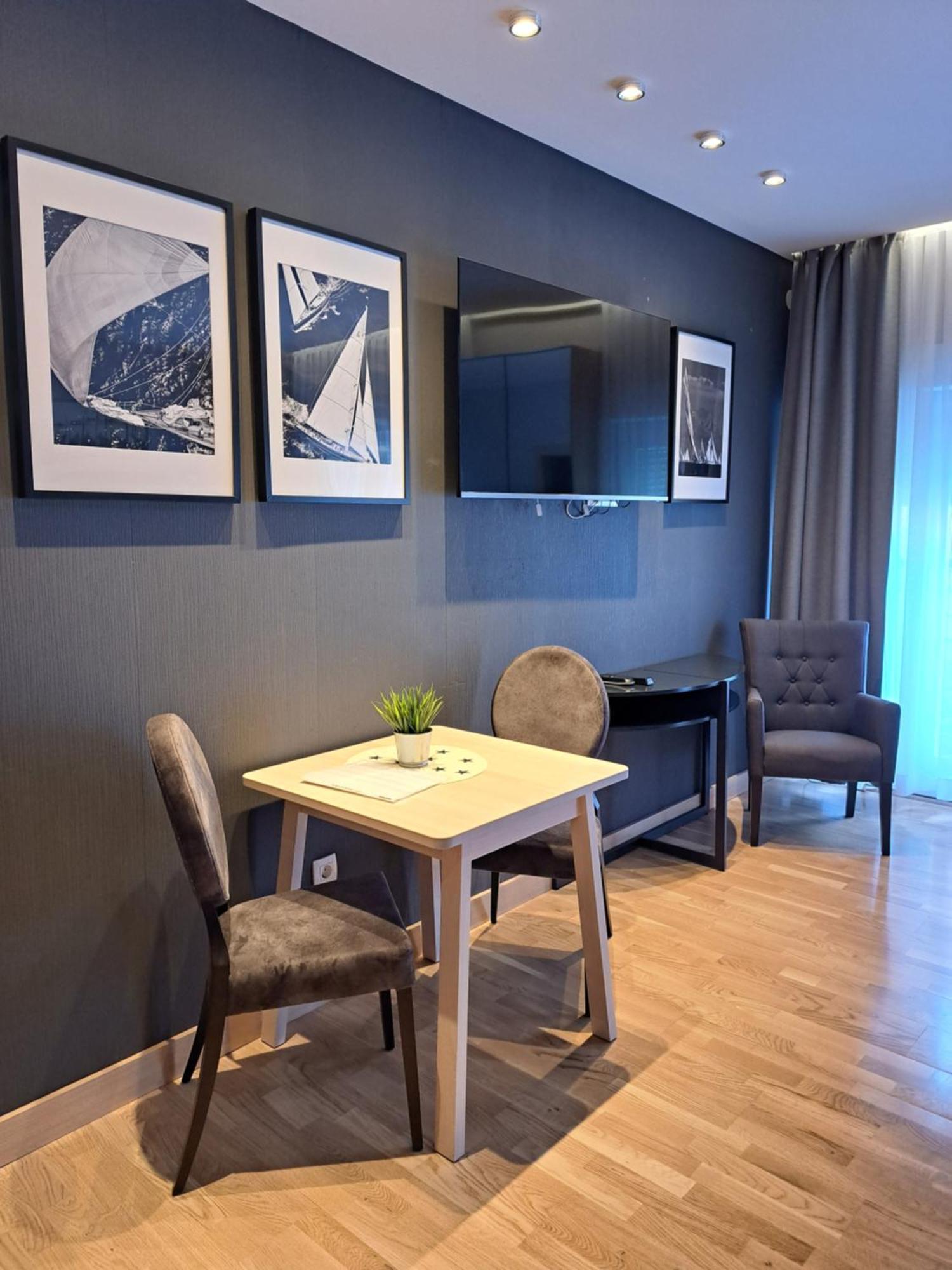Apartmani Kameno Sidro 比利切 外观 照片