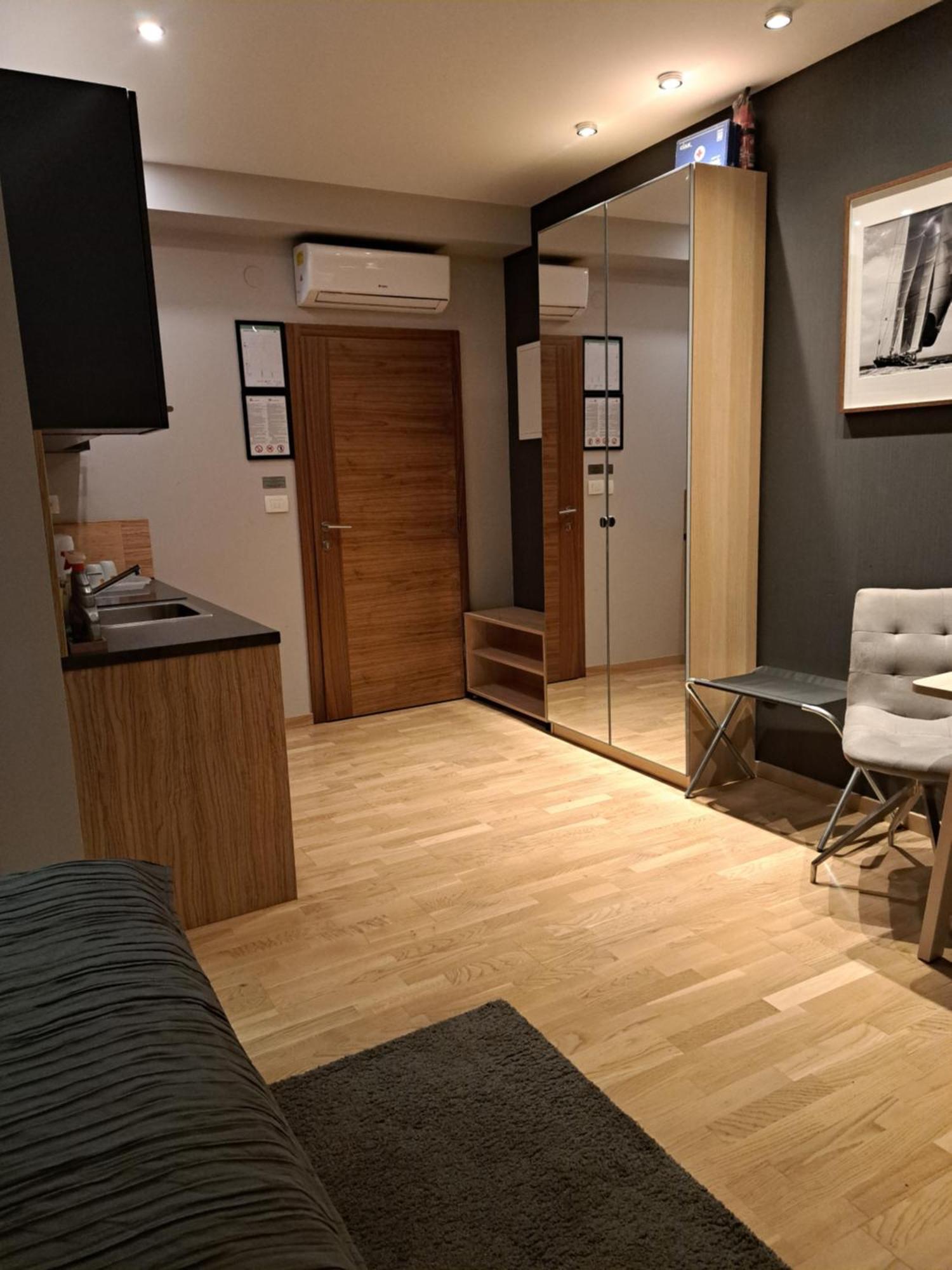 Apartmani Kameno Sidro 比利切 客房 照片